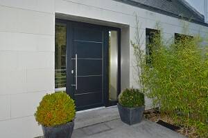 Porte entrée vitrée